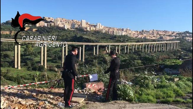 Discarica-abusiva-viadotto-akragas-carabinieri