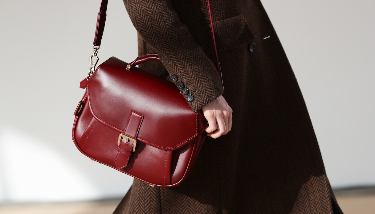 MILAN, ITALY - FEBRUARY 25:  Bag detail at the Max Mara Fall/Winter 2021-2022 show during Milan Fashion Week on February 25, 2021 in Milano, Italy. (Photo by Vittorio Zunino Celotto/Getty Images for Max Mara)