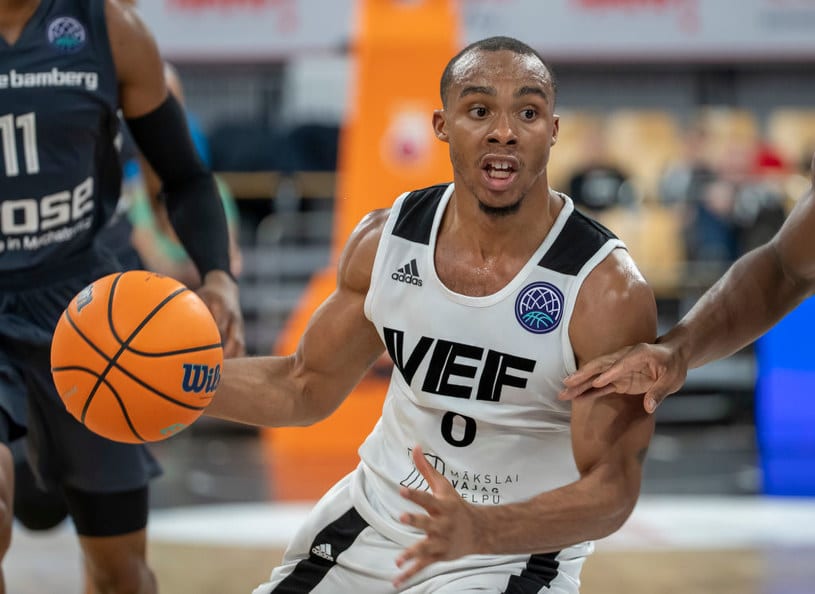 Stallo nella trattativa per Lester Medford Incastri che frenano il