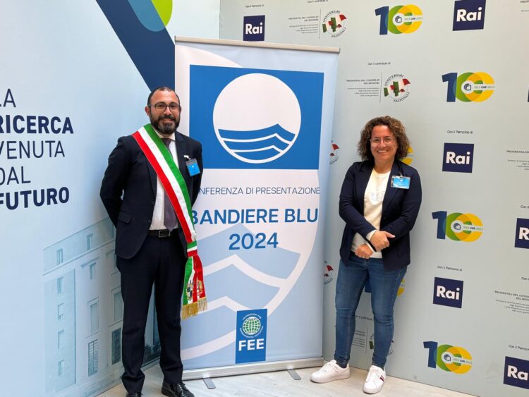 Gli Assessori di Menfi, Ivan Barreca e Miralba Riggio, hanno ritirato oggi a Roma la Bandiera Blu 2024