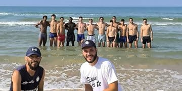 Giorni di preparazione per i nostri ragazzi, con Gianluca e Mauro a metterli sotto direttamente al mare.
Diciamo che ci sono posti peggiori per fare la preparazione