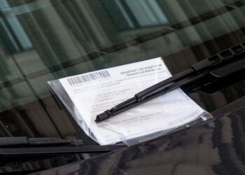 speeding ticket on the car icon photo for offense, illegal parking, punishment