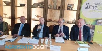 la conferenza stampa